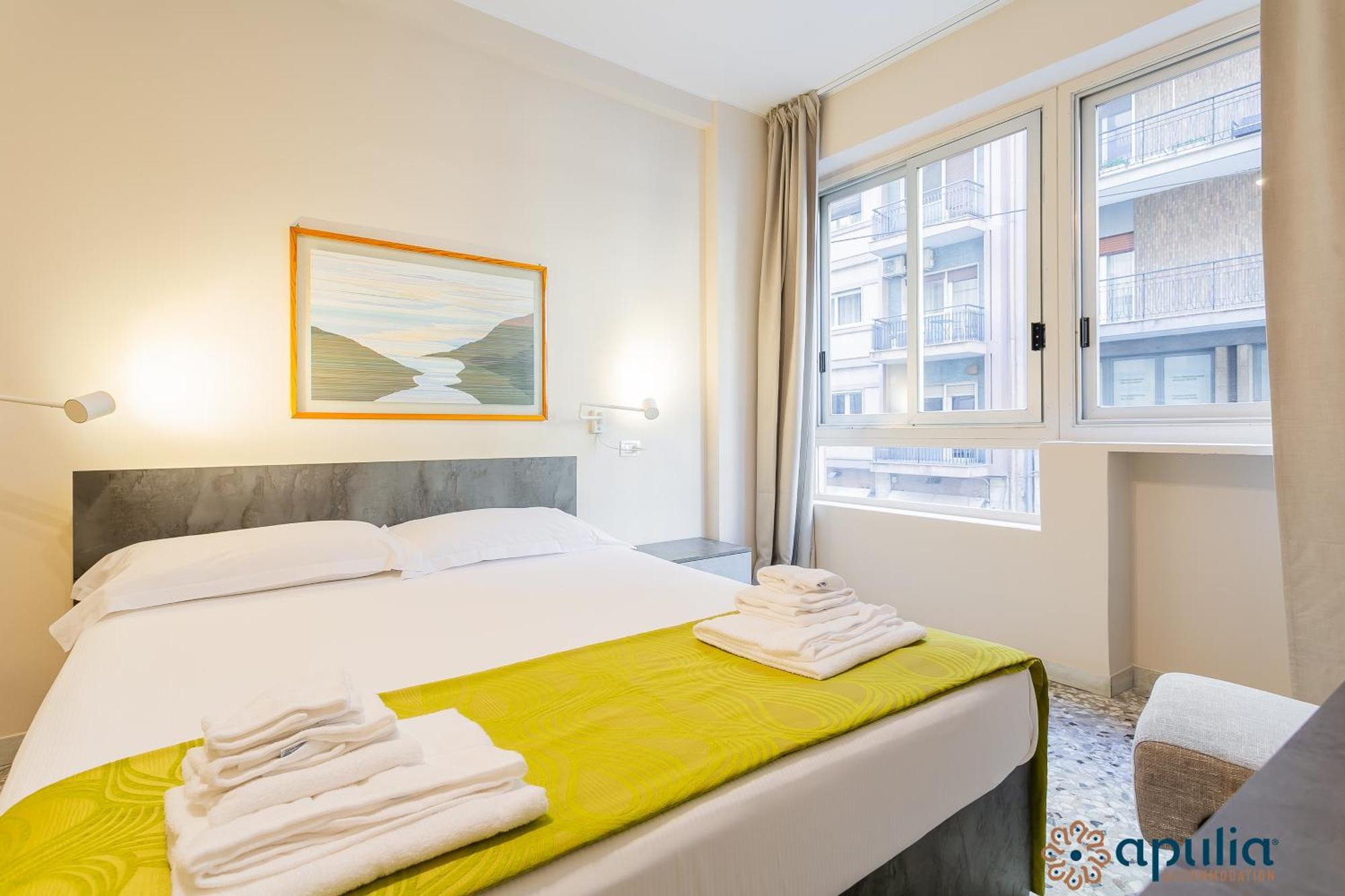 Piccinni Guesthouse Bari Extérieur photo